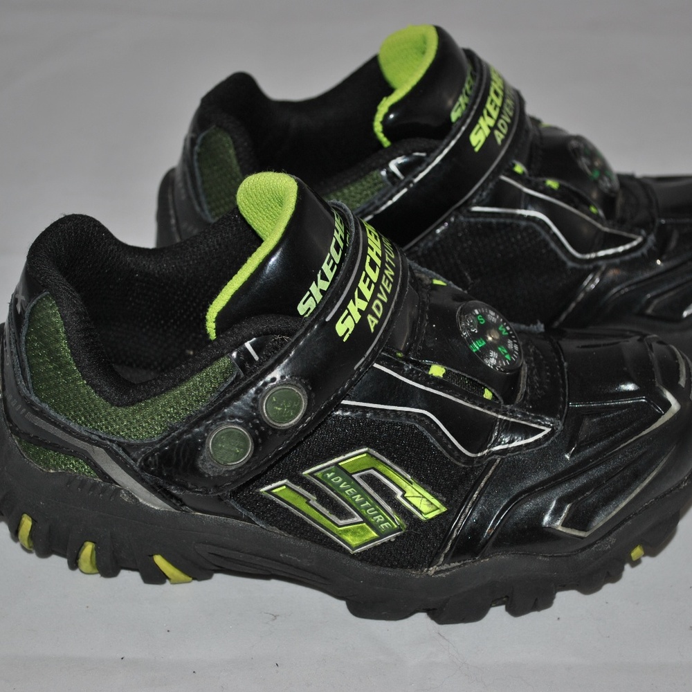 Skechers Kids Damager II-Adventurer Light-Up Shoes